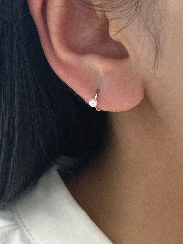 14k mini haze earring